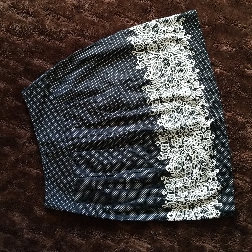 Ann Taylor LOFT Petites  Pleated Black/White Polka Dot Full Skirt - Si…
